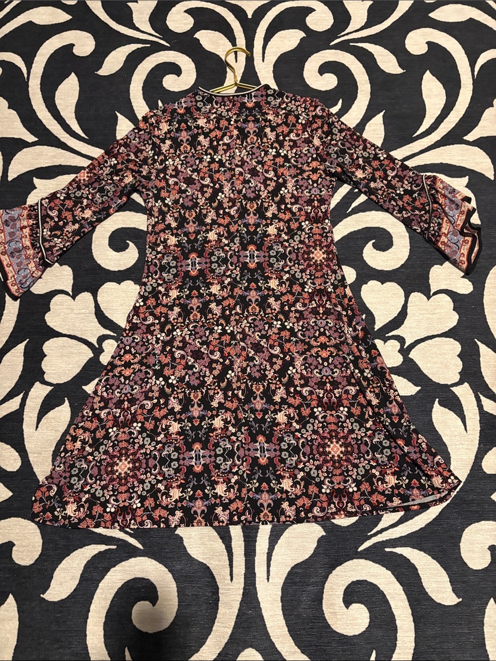 Max Studio Floral Print Dress in Black and Dusty Rose - Picture 3 of 3